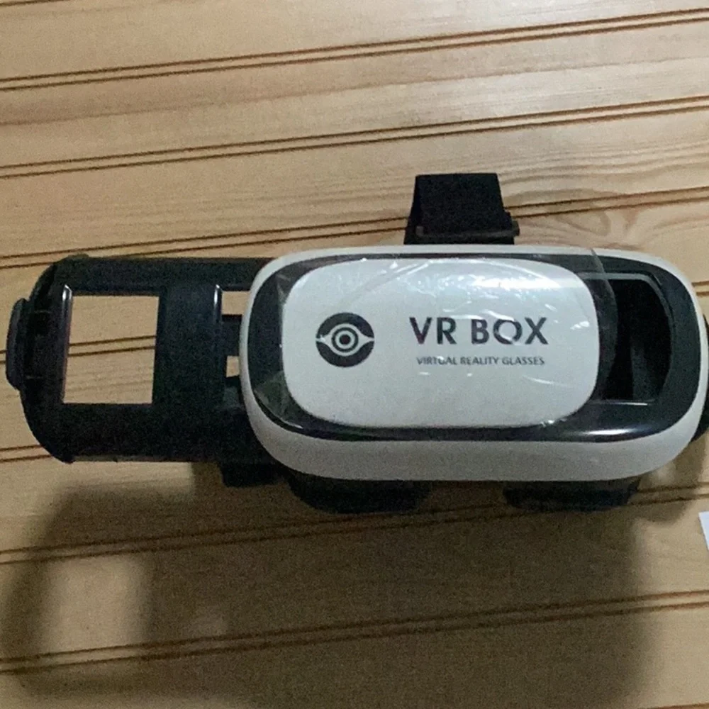 Black & White VR Box 3D Virtual‎ Reality Glasses Adjustable Straps NWT